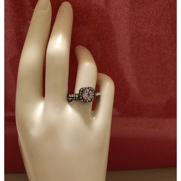 Bridal Set; Stainless Steel (Dark); Zircon; Size 8 - Picture 2 of 10